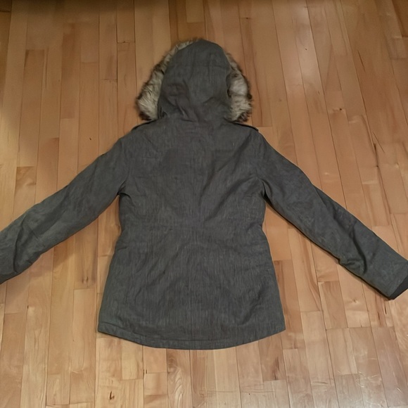 TNA Winter Jacket Size small. - Picture 3 of 4